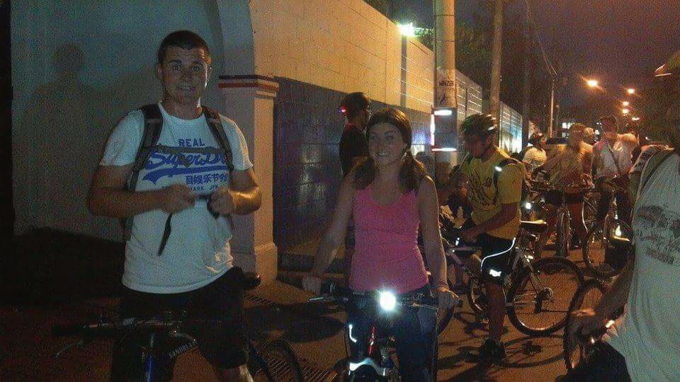 Enjoying the night-time bike ride through San Salvador