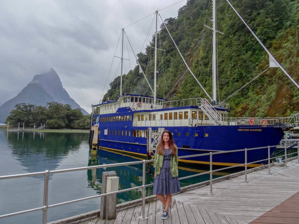milford sound cruise new zealand