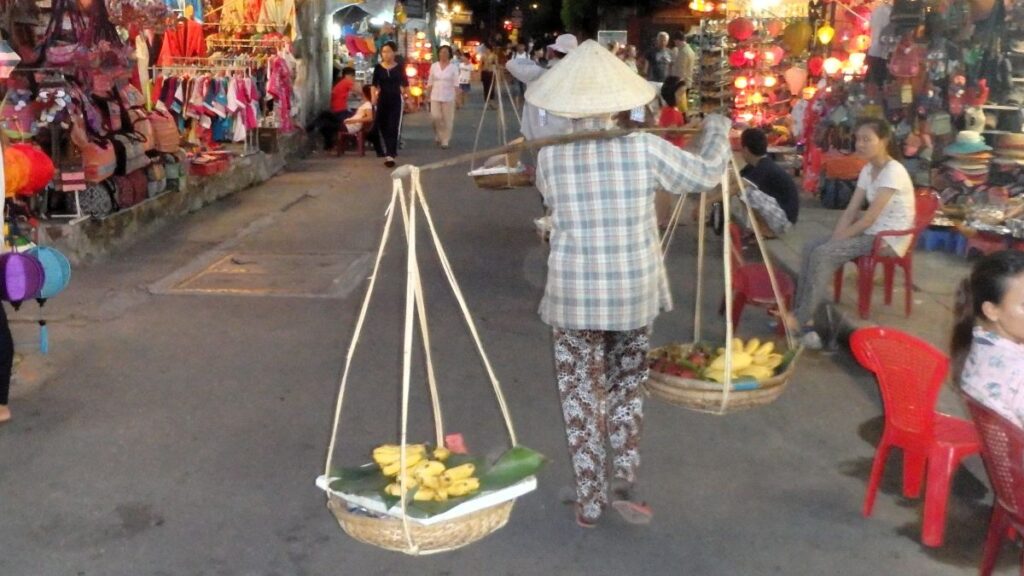 local seller hoi an night market