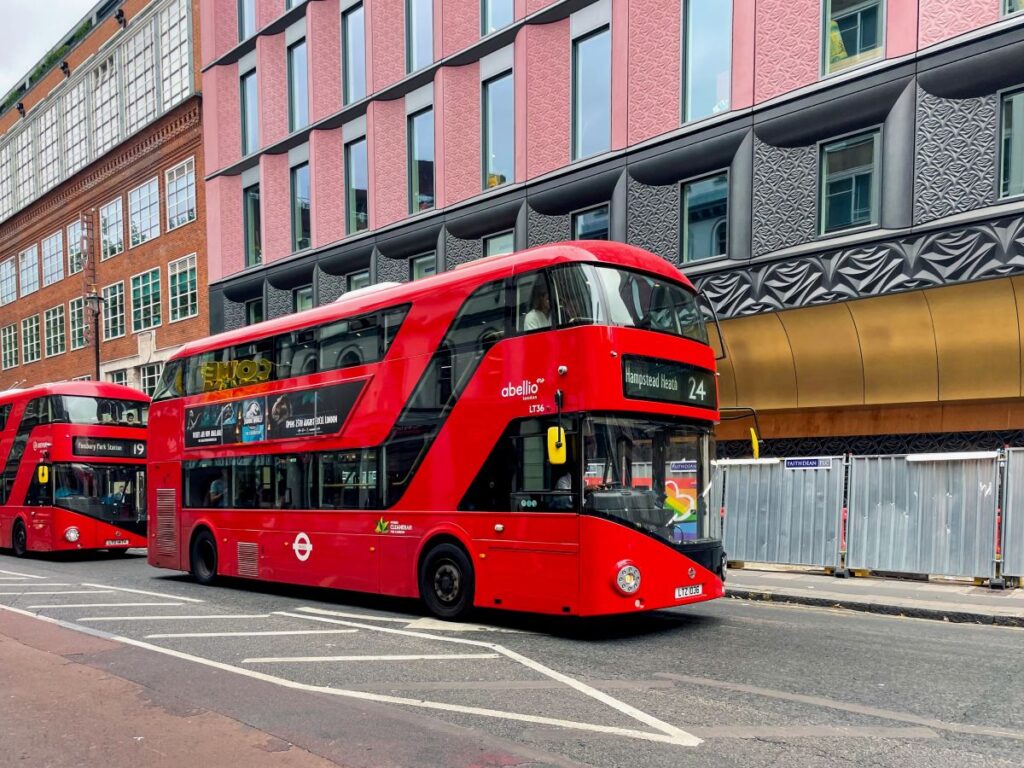 london bus red