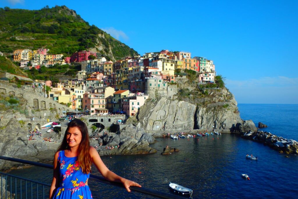 lady at view of manarola