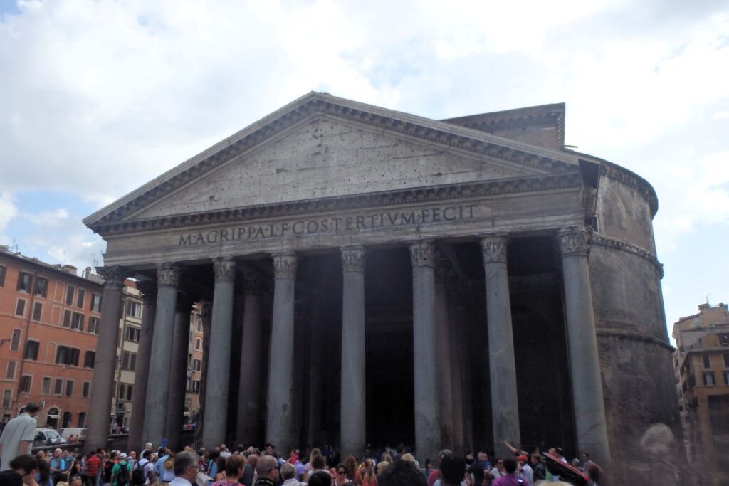 exterior of pantheon