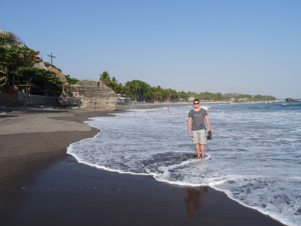 man on el tunco beach