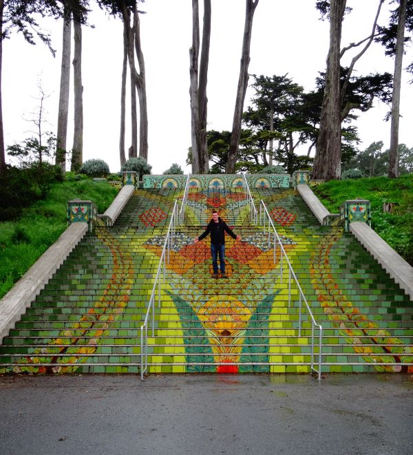 lady at lincoln park steps san francisco