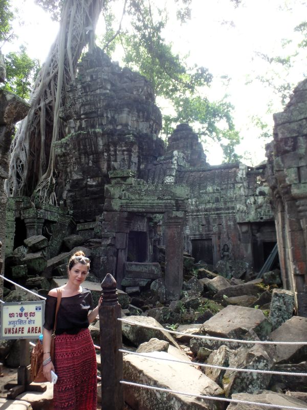ruined temple angkor cambodia