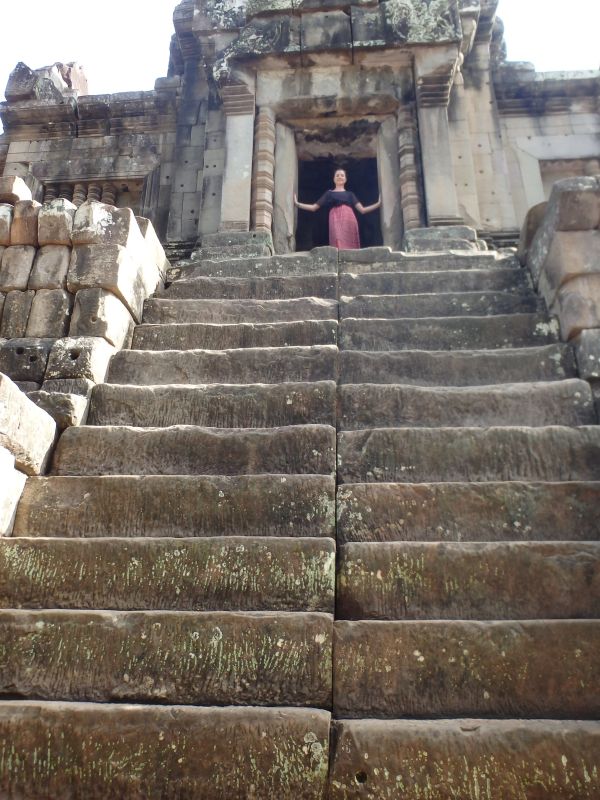 steps angkor wat temple