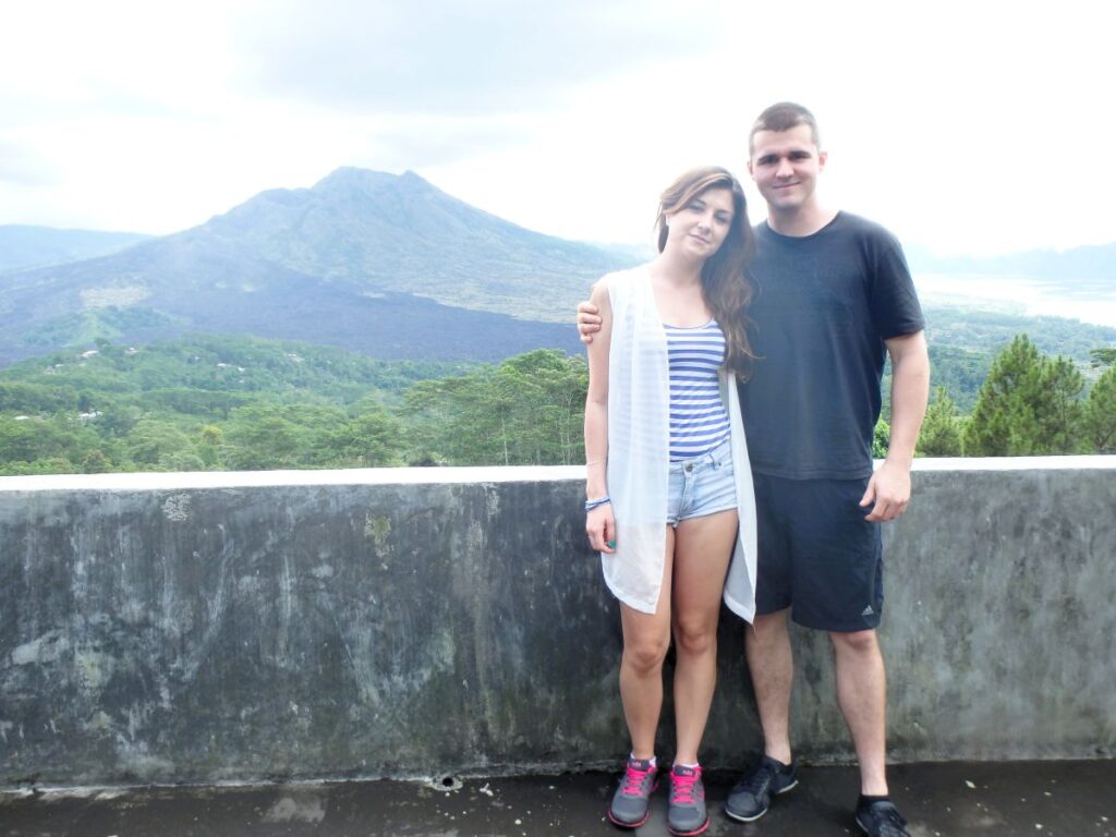 couple posing mount batur viewpoint