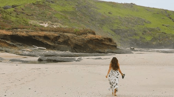 expat travel (how to get a working holiday visa for Australia, Canada & New Zealand)